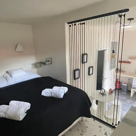 Boutique Hotel U Zvonku Тршебонь Экстерьер фото